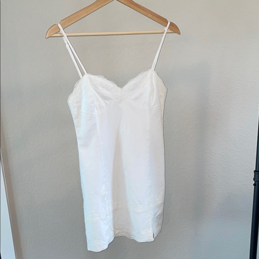 sundays White Lace-Trim Mini Slip Dress